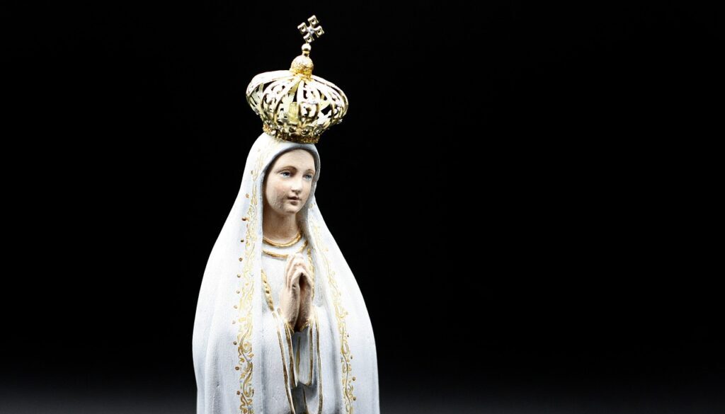 married fatima virgin statue 3954031